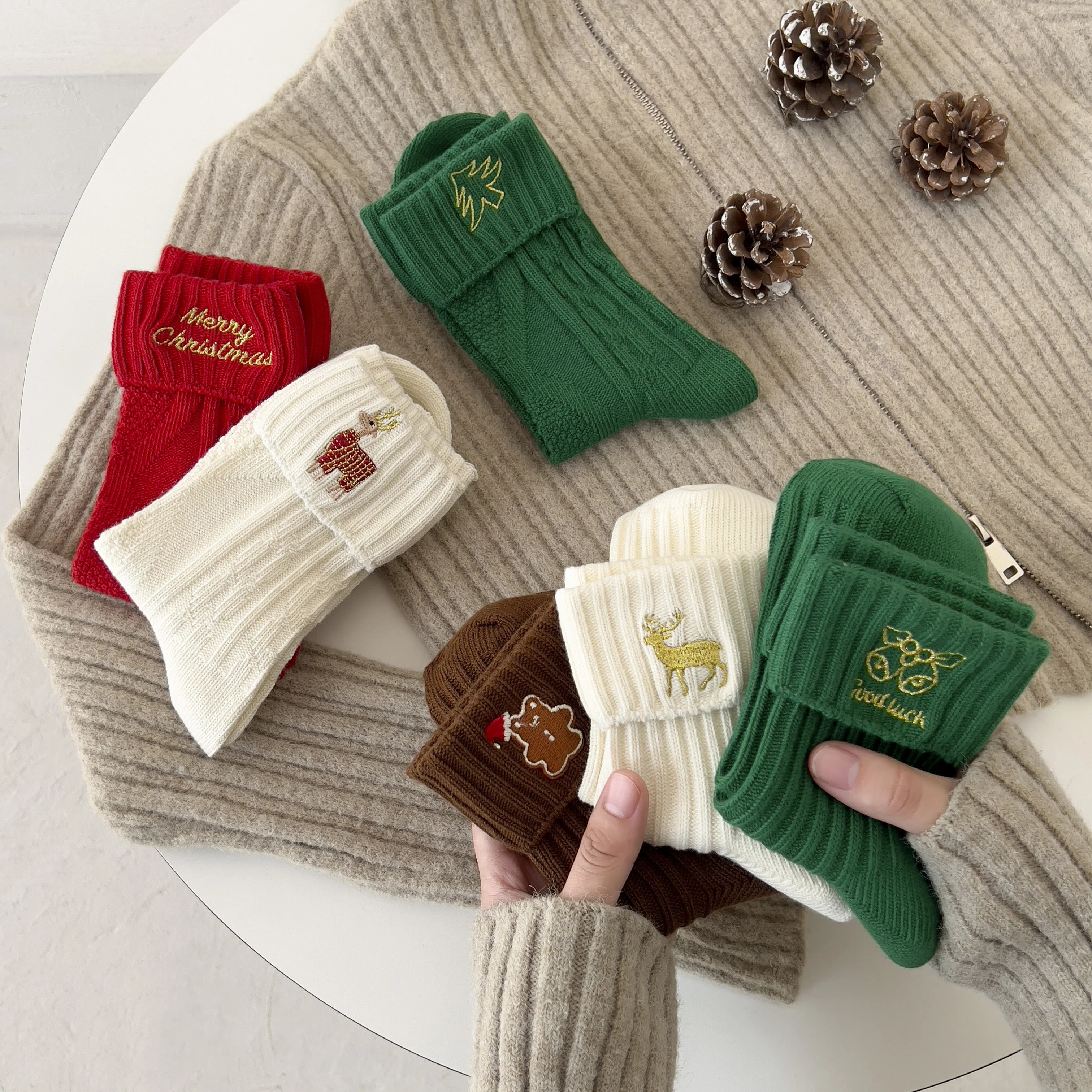 

Cotton Cartoon Christmas Socks for Women Embroidery Merry Christmas Socks Female Cute Mid Tube Letter Socks JK Christmas's Sock