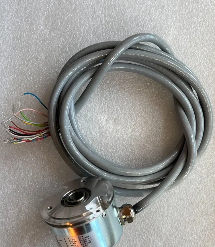 Baumer Encoder BFF 1G.24K360/403765 second hand Incremental encoder  rotary encoder TTL output