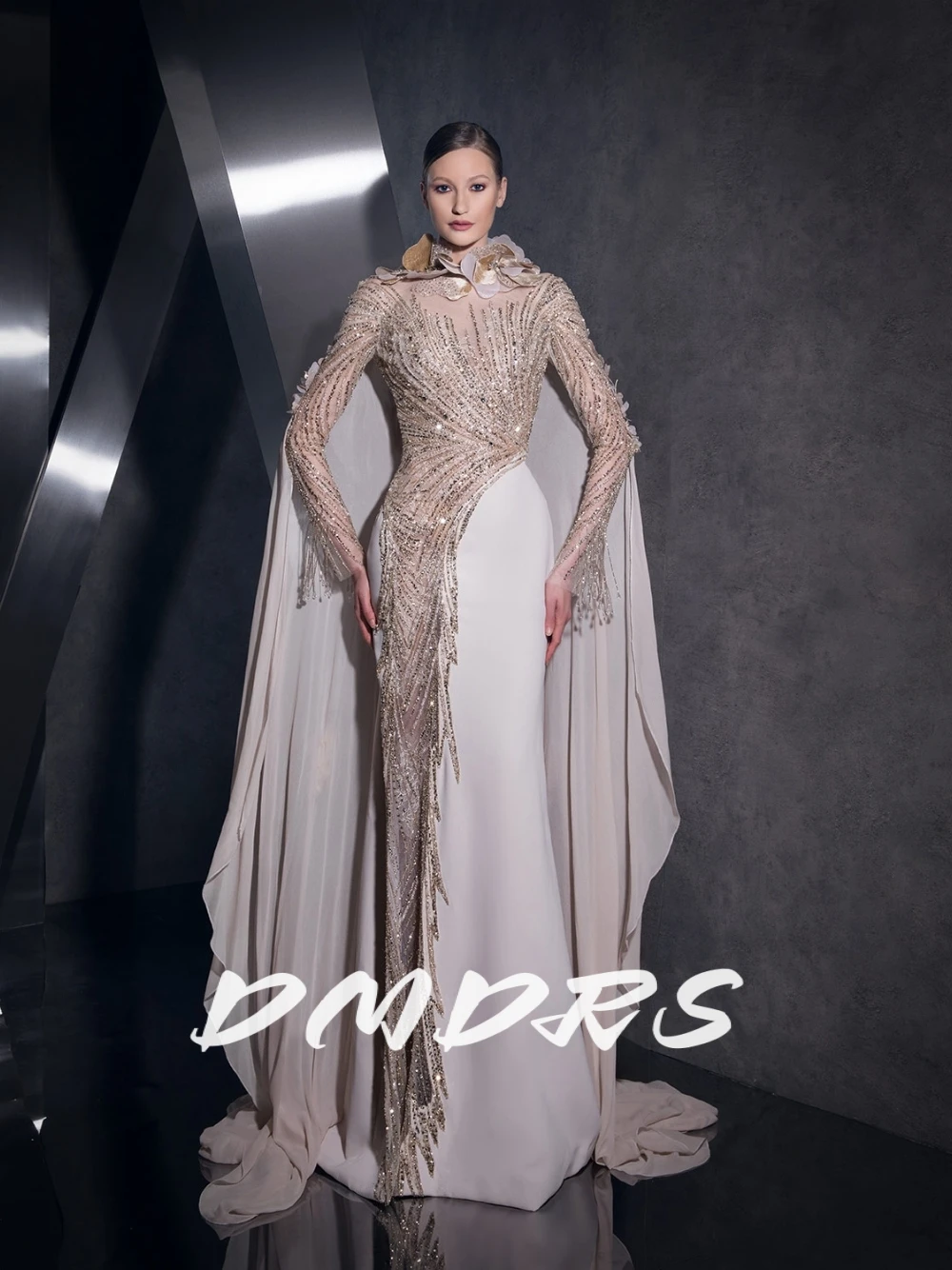 

Flowered Cape Glitter Illusion Evening Dress Celebrity Fashionable Galas Women Prom Gown Customized Stunning Formal Party Wear