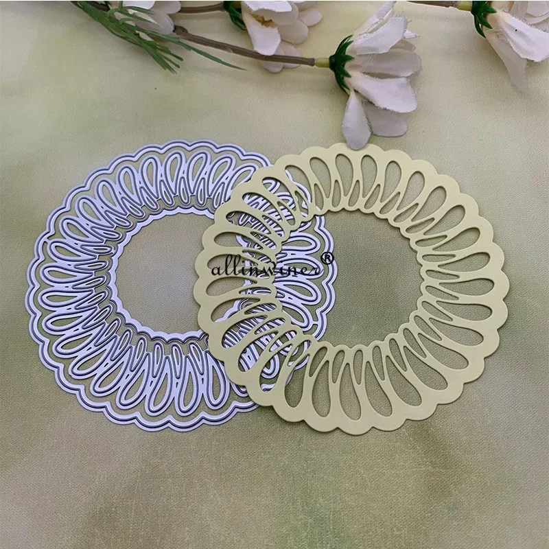 

Garland decoration Metal Cutting Dies Stencils Die Cut for DIY Scrapbooking Album Paper Card Embossing