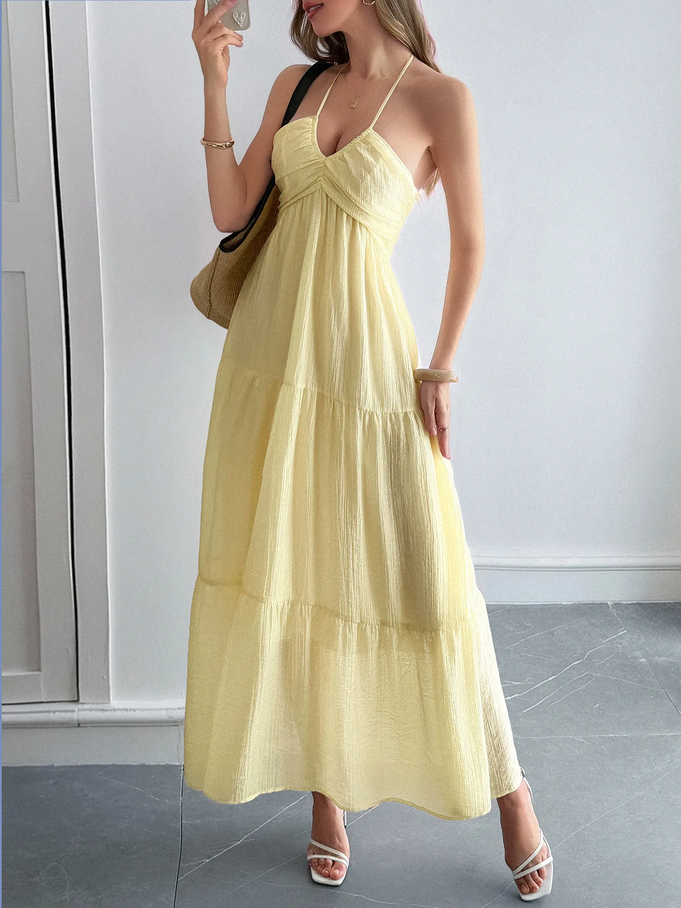 فستان طويل فساتين نسائية رسن شاطئ A Line Vestidos رقبة على شكل V بدون أكمام أنيق لصق Y2k ملابس الشارع الشهير صيف سادة 2025