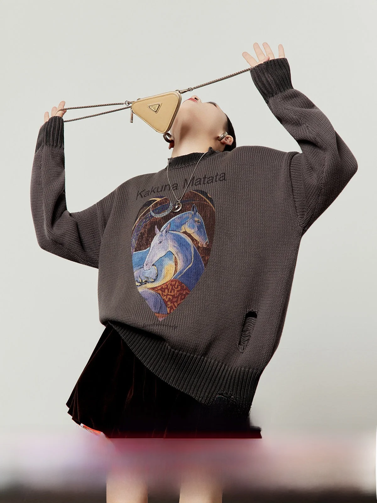 

Новый женский вязаный свитер с круглым вырезом и отверстиями, свободного кроя, зимний, повседневный, для города, с длинными рукавами