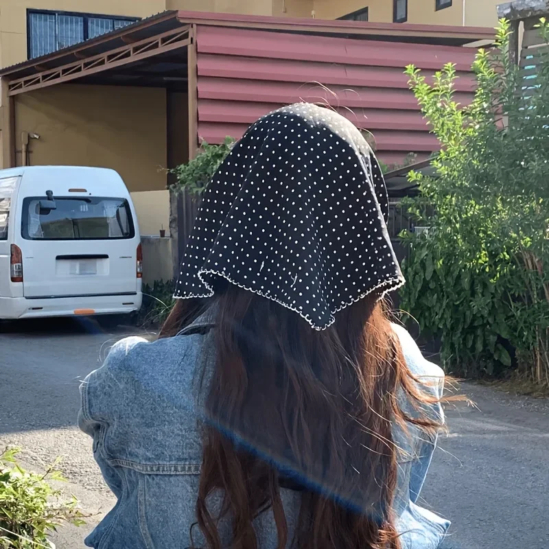 Eleganter Kopftuchschal mit Polka Dots, stilvolle schwarz-weiße Kopfbedeckung, modisch, einfach, vielseitig, multifunktionales Accessoire für Frühling und Sommer – Detail 5
