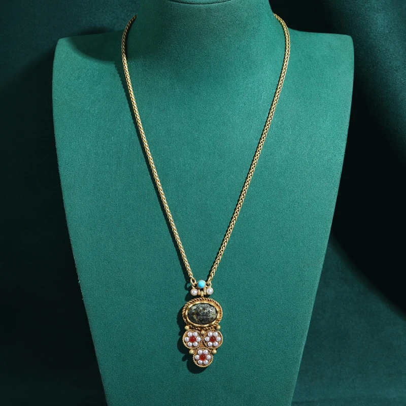 

Vintage Mossy Natural Stone Pendent Necklaces Pearl Red Flowers Gold Color For Women 2026 Mother Day Elegant Luxury Gifts