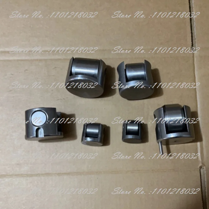 Forklift door frame bearing roller Heli forklift parts door frame side roller group Hang fork Longgong composite roller tee