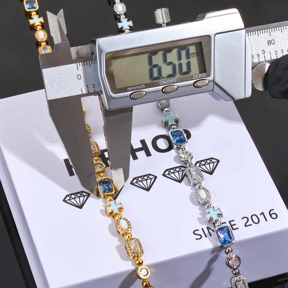 

NY Wholesale 6mm Drip Oil Cross Necklace Inlaid With Geometric Gemstones Iced Copper Zircon High End Fashion Hip Hop Jewelry