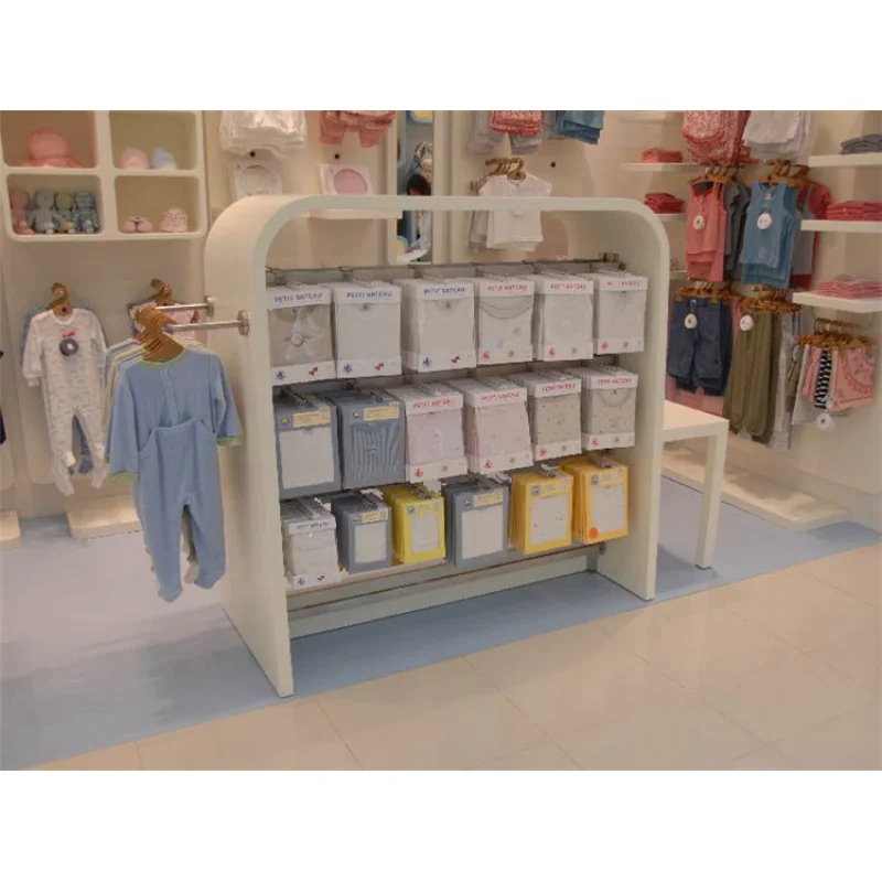 （customized）Modern Fashion Children Shop Window Display Table Shelves Interior Layout Decoration Customized Kids Clothes Shop De