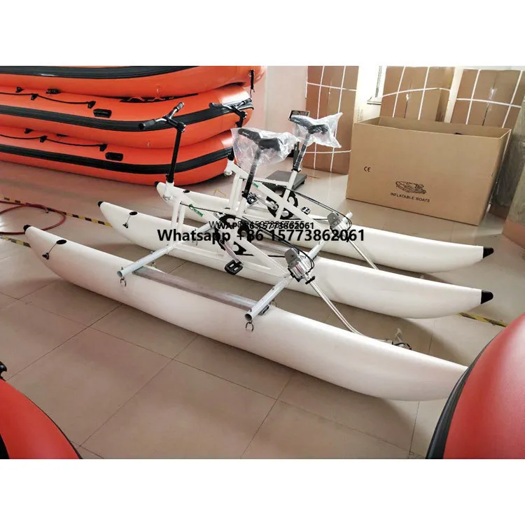 

Надувной водный велосипед-катамаран для двоих для аквапарков