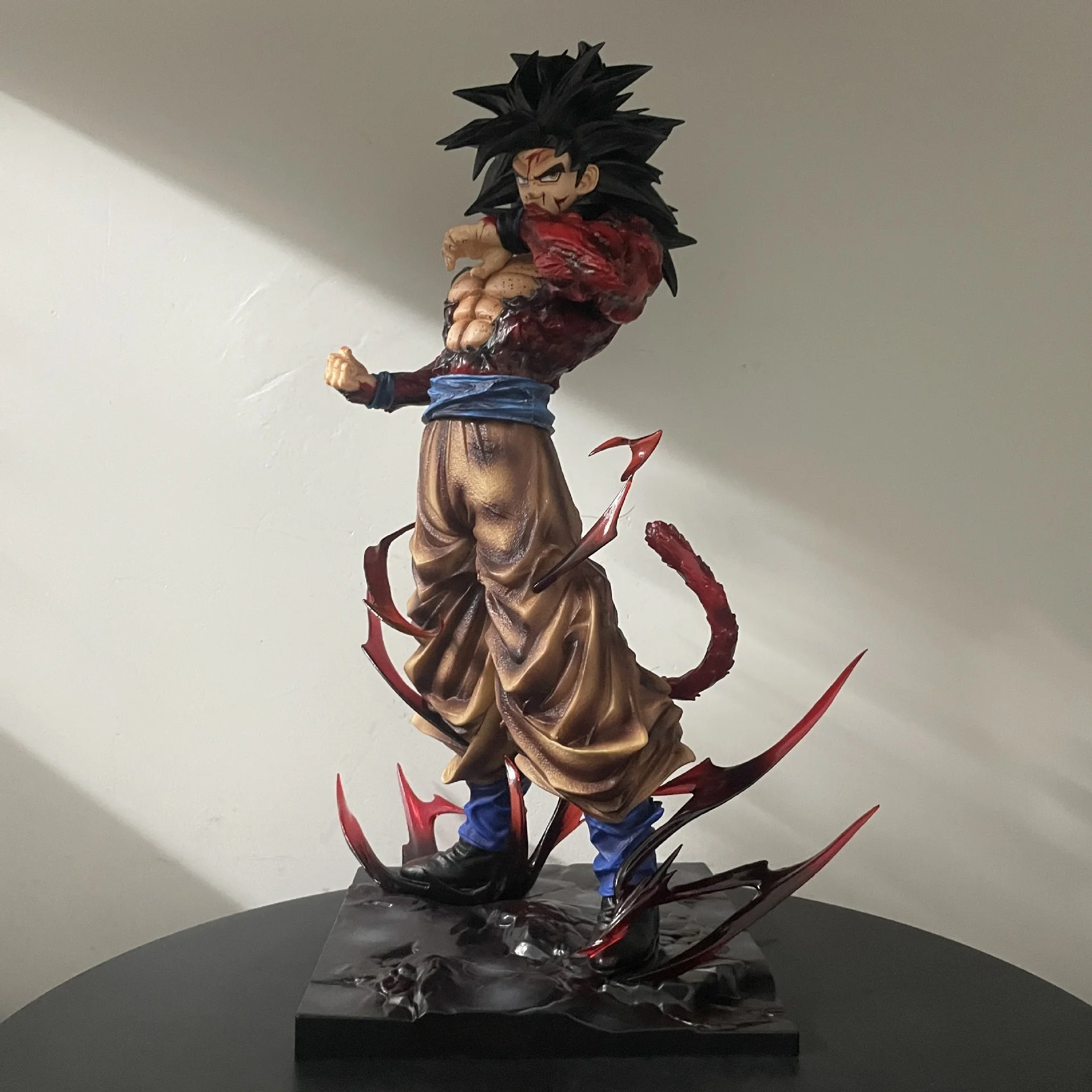 

Dragon Ball GT Super Saiyan 4 Goku PVC Action Figure Interchangeable Hands Anime Collectible Desktop Decor Statue Gift for Fans