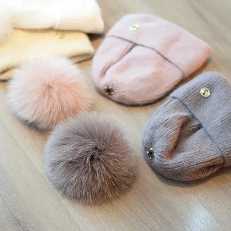 2024 Fox Fur Pompom Woman Winter Hats Outdoor Thick Warm Mink Angola Fur Beanie Knitted Wool Hats Fashion Cap Women Bonnet