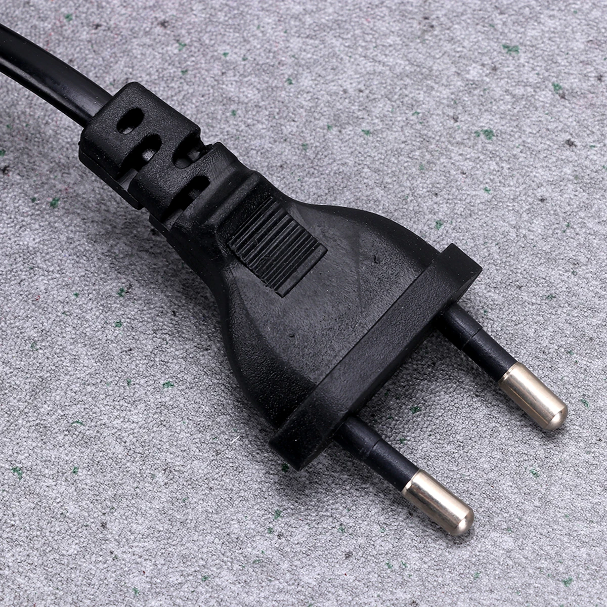 

LED Fish Tank Light Long Lasting Use High Brightness Waterproof EU Plug Clip-on Aquarium Lamp for Home Office
