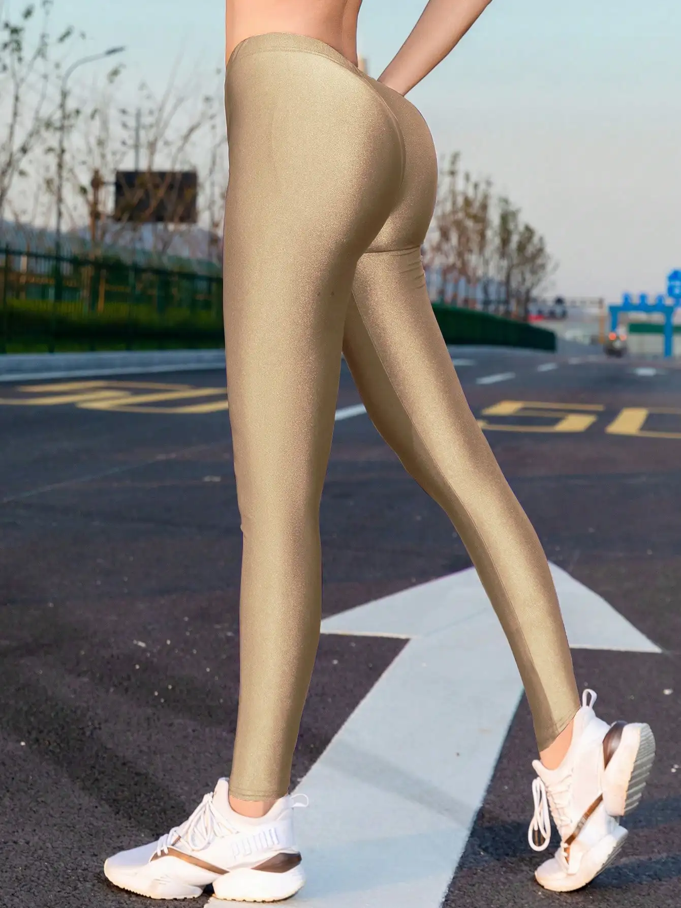 Spring And Summer New Color Elastic Waisted Polyester Glossy Cropped Pants With High Elasticity Slim Fit Solid Color Leggings