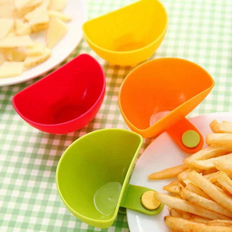 1PC Storage Box Assorted Seasoning Sugar Salad Tomato Sauce Dishes Kitchen Clip Bowl Dip Containers for Spices Salt Shaker