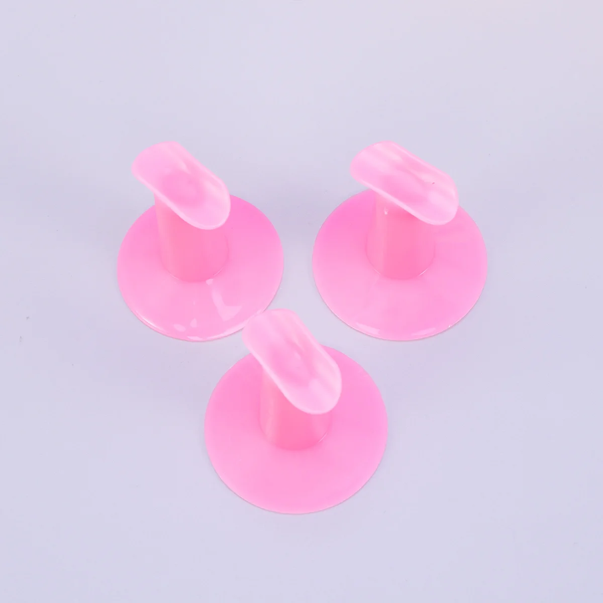 

3Pcs Hard Plastic Finger Rest Stand for Nail Art Steady Support during Gel Acrylic Wrap Treatment Professional Salon DIY Use