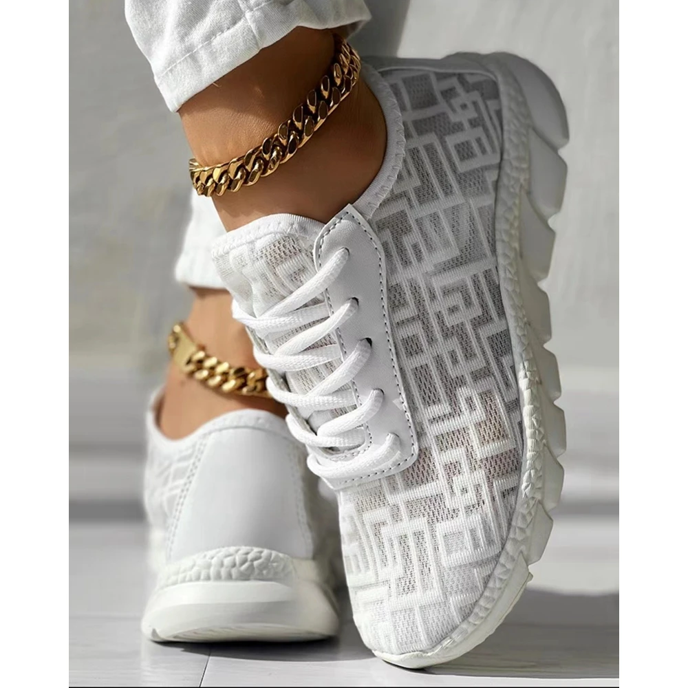 Women Geometric Lace-up Breathable Sneakers Daily Casual Round Toe White Sports Shoes Spring Fashion Going Out Running Shoes