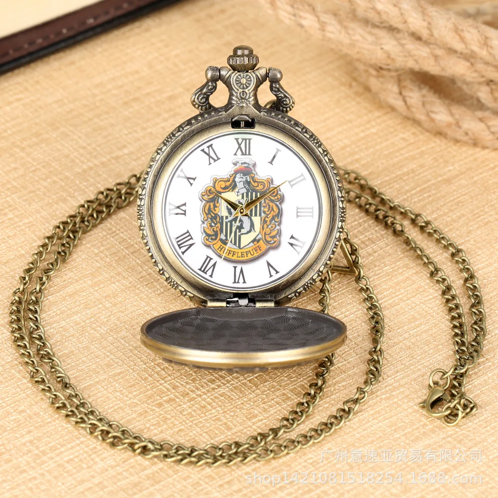 2024 Hot Harri Retro Pocket Watch Deathly Hallows Hufflepuff Slytherin Gryffindor Ravenclaw Badge Big Watches Gifts Accessorions