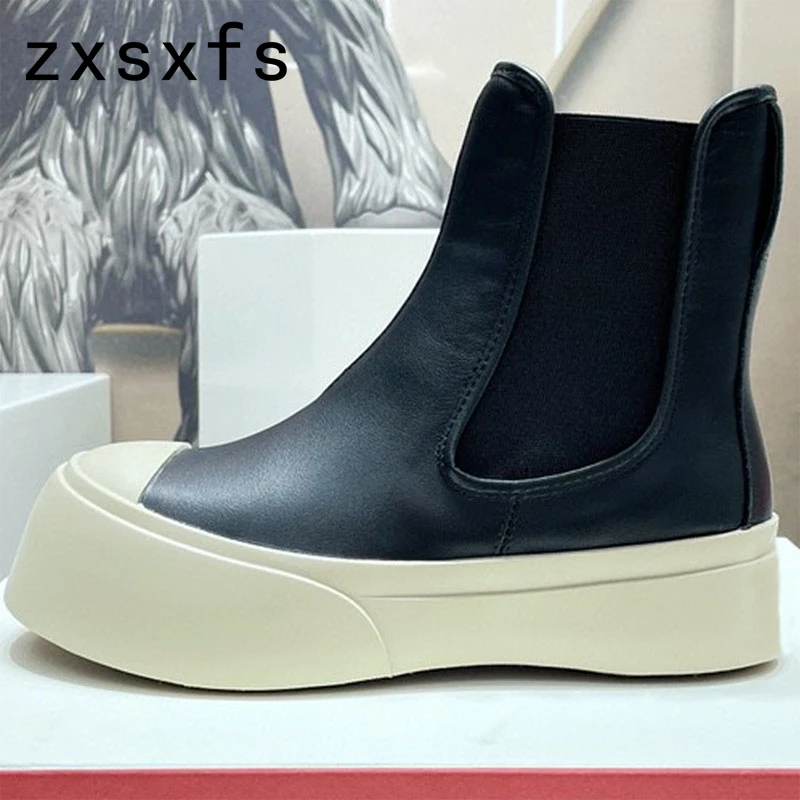 

Black Genuine Leather Short Boots Women Round Toe Chelsea Boots Thick Sole Platform Ankle Booties Street Motorcycle Booties 2022