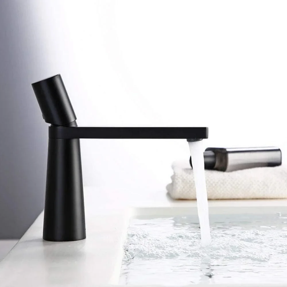 

Modern Sink Bathroom Faucet Brass Single Hole Single Handle 360° Swivel Countertop Mount Basin Hot and Cold Water Accessories