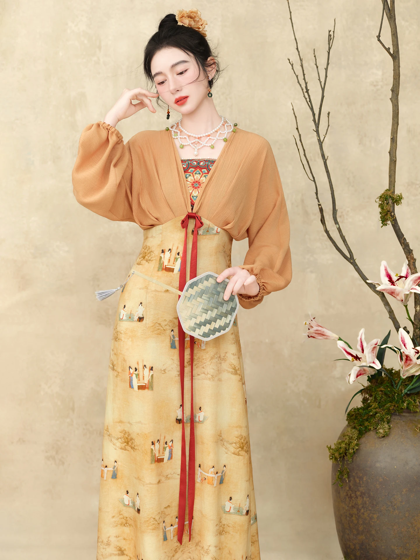 

Летнее платье с вышивкой в национальном стиле, имитация двух частей, А-силуэт, длинный рукав, круглый вырез