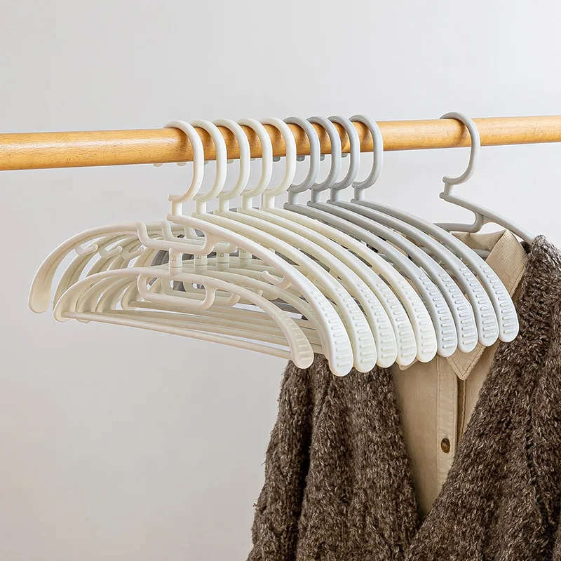 Plastic double-layer hangers have no traces. anti-slip Hang the clothes support.