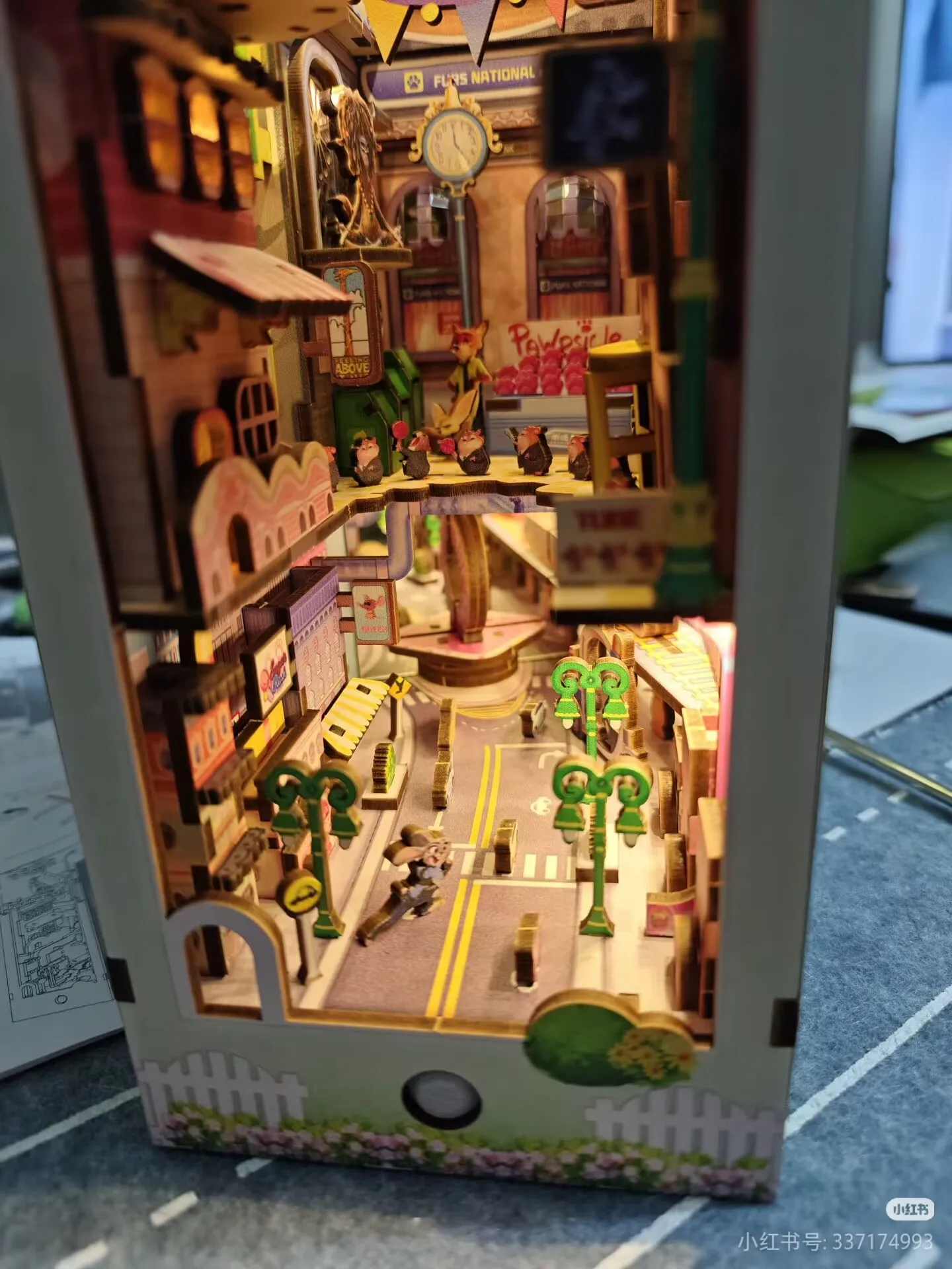 Disney Zootopia-juguete 3D de conejo Judy, soporte para libros de escritorio, modelo encantador, adorno personalizable, regalo sorpresa de cumpleaños y Navidad