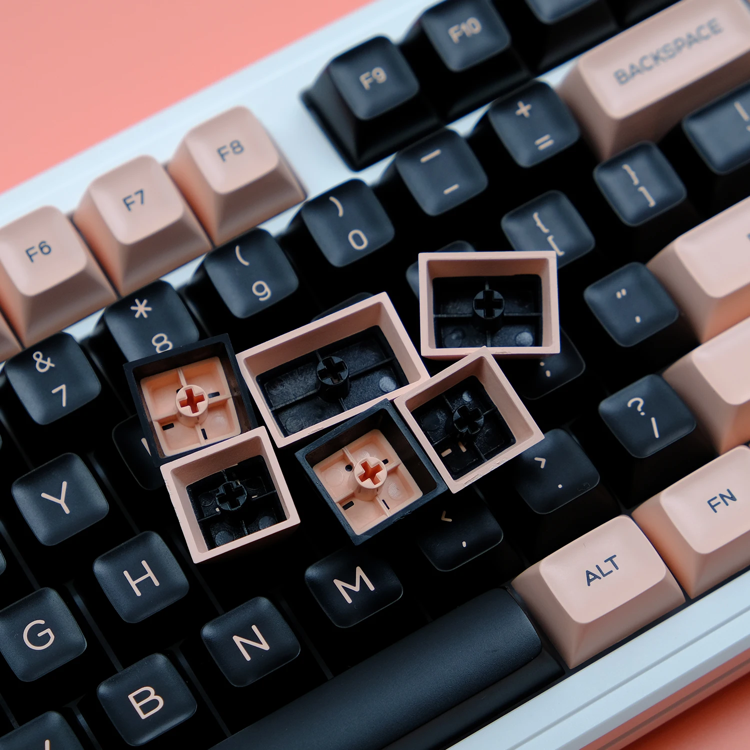 Imagem -06 - Kbdiy-conjunto de Teclas Pbt 142 Teclas Perfil SA Double Shot Preto e Rosa Teclado Mecânico Jogos Interruptores mx Gmk67 75