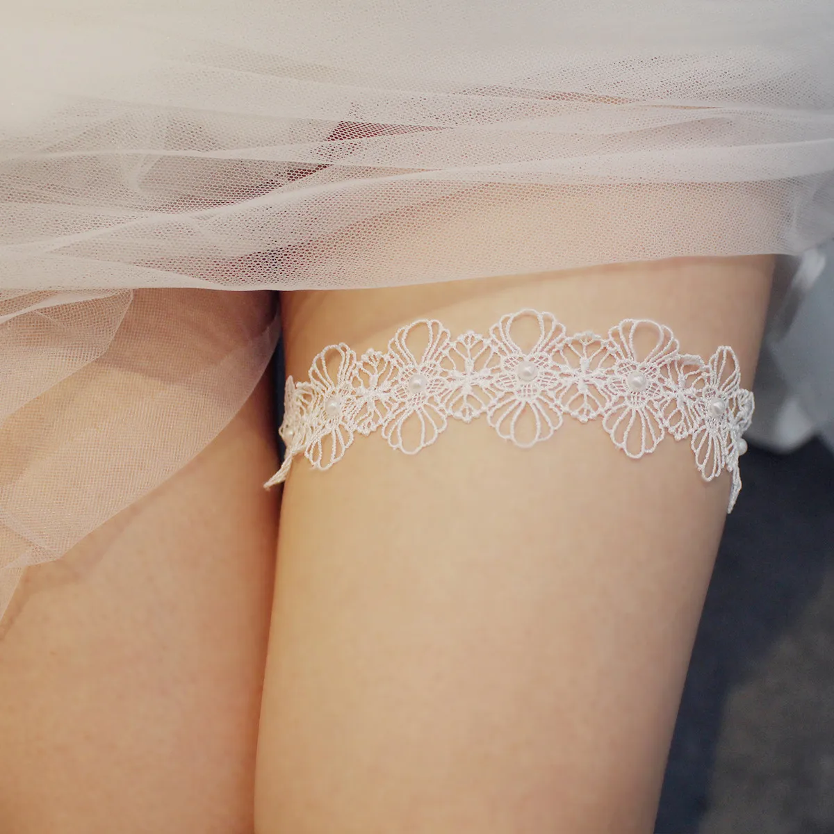 Sexy Lace Pearl Thigh Ring Bride Strap Princess Socks Flower Leg Flower