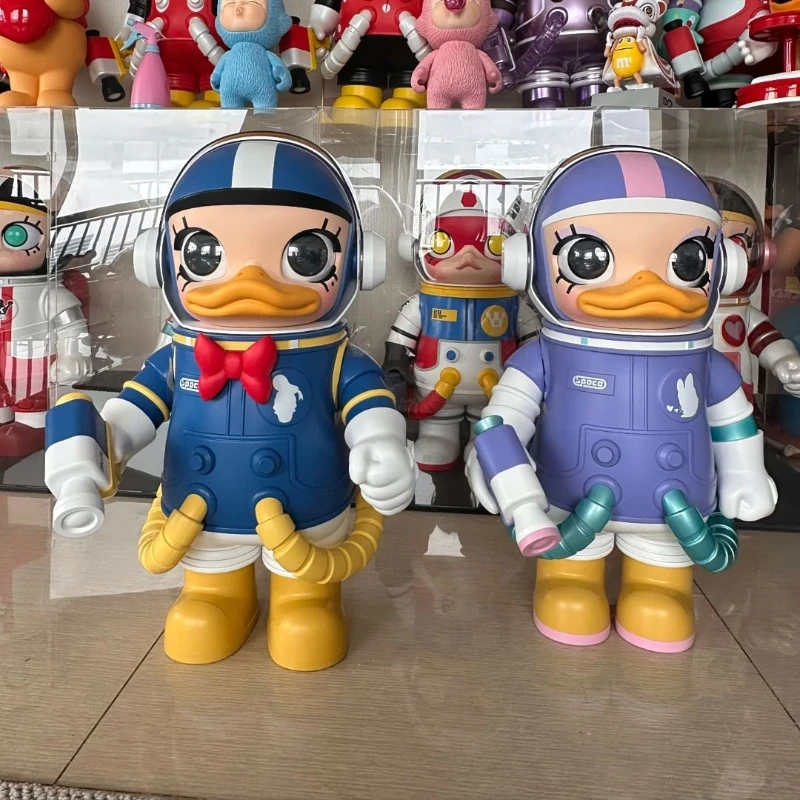 ​​Genuine 100%&400% Space Molly Donald Duck Daisy Series Fashion Toy Big Doll Action Figure Collectible Model Toys Girls Gift