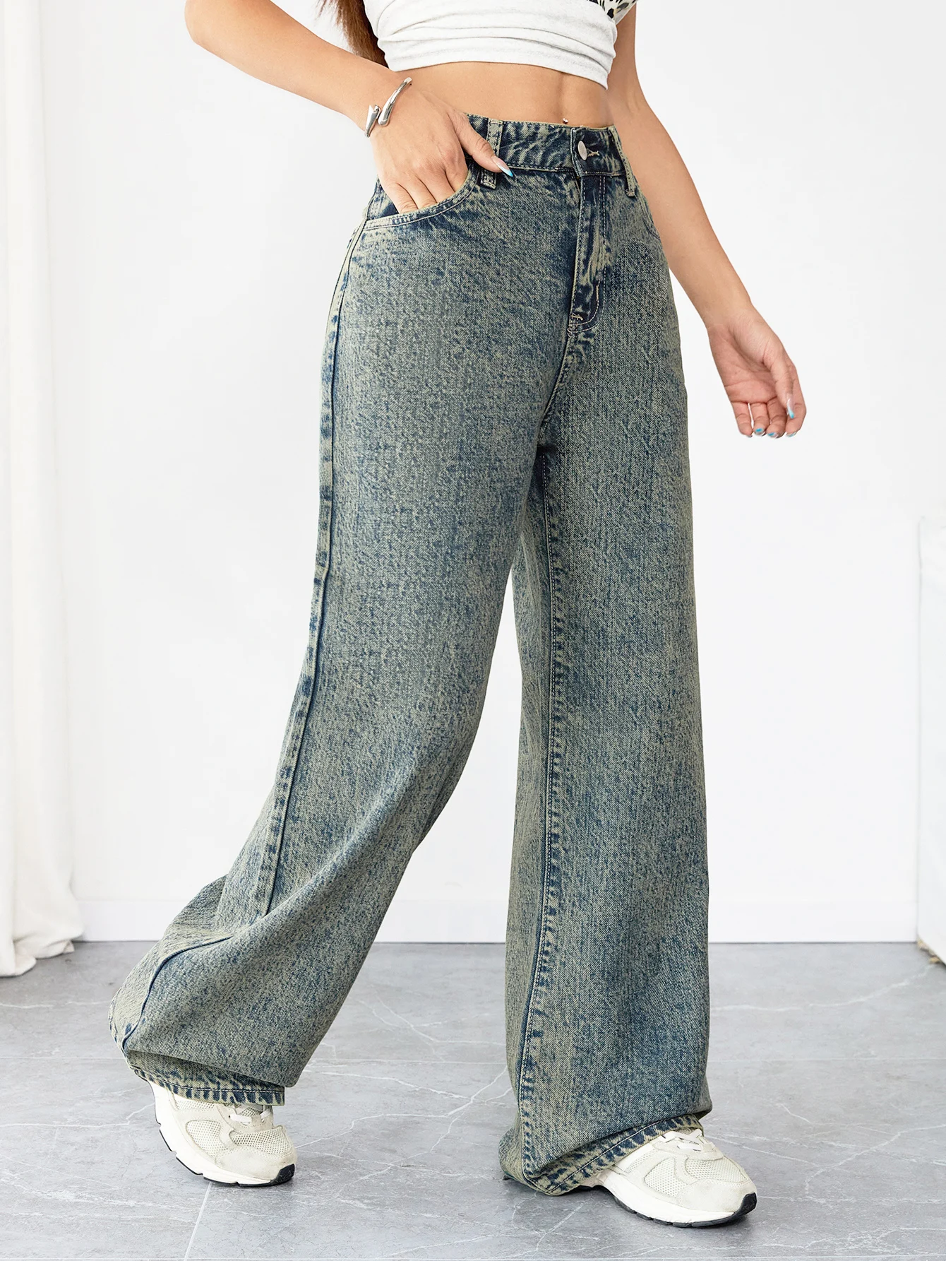 

Spring Autumn New Women Chic Loose Fit Wide Leg Denim Jeans High Waist Flattering Pants Vintage Style Baggy Jeans Streetwear