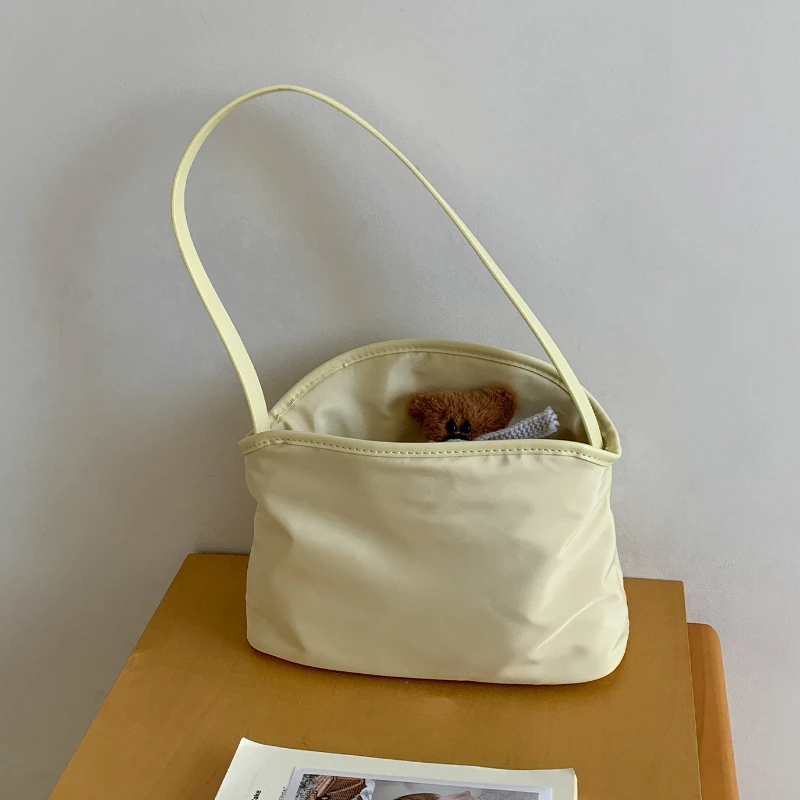 

Модная женская сумка через плечо в корейском стиле, простая сумка через плечо большой вместимости, модная и универсальная сумка для поездок на работу, новинка лета