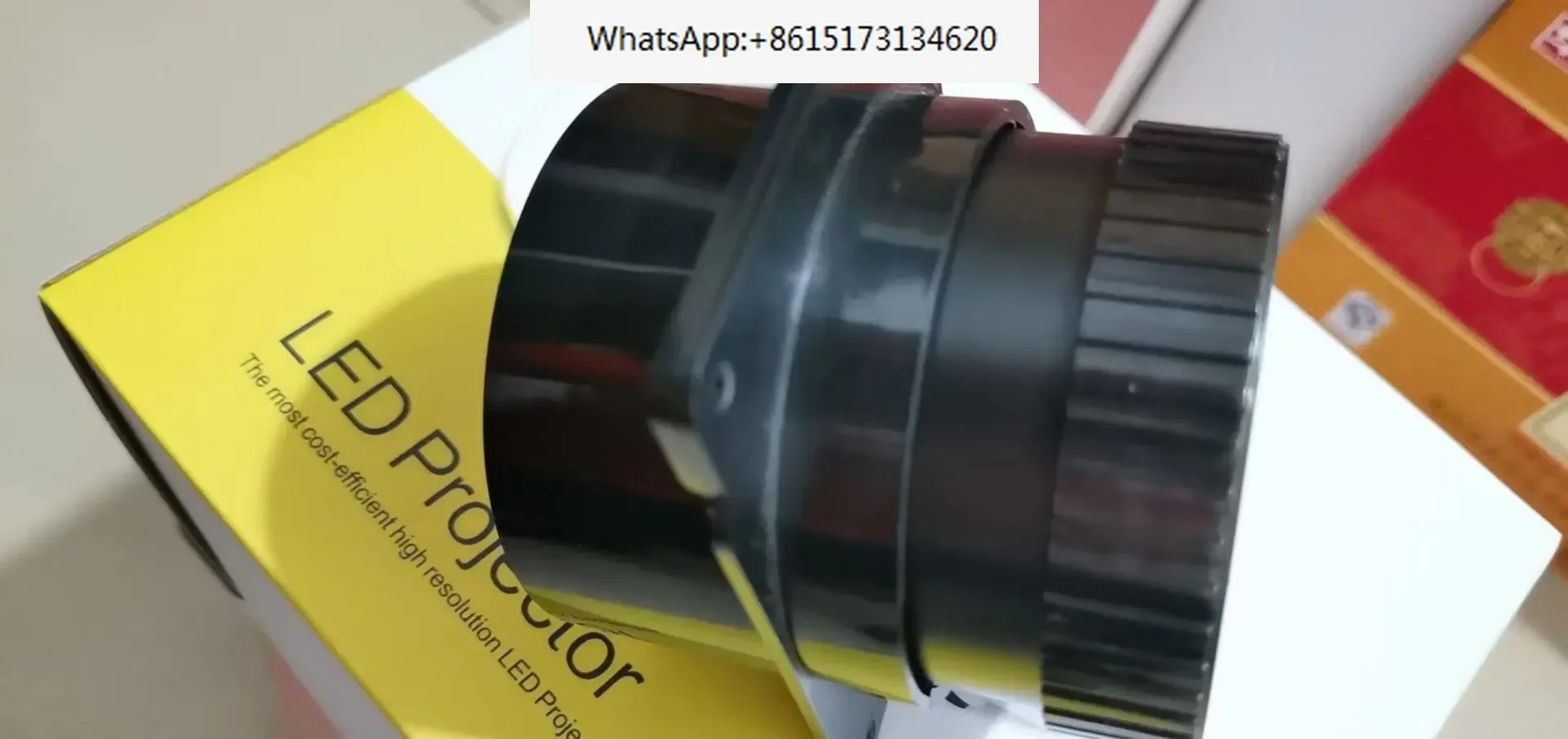 

Объектив проектора «сделай сам» подходит для 4,3-дюймового 5-дюймового 5,8-дюймового 7-дюймового проектора с тремя линзами и фокусным расстоянием F185