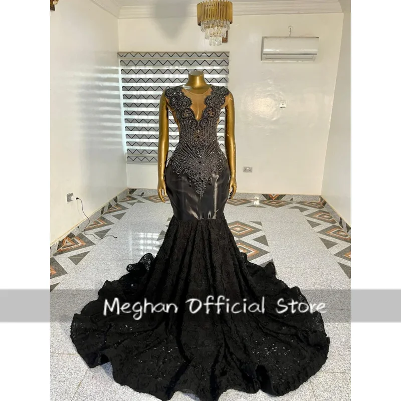 

Stunnung Black sexy prom dress