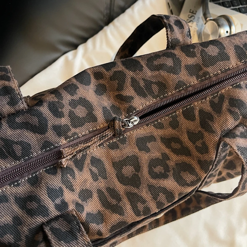 Leopardenmuster-Tragetasche für Damen, große Canvas-Umhängetasche, vielseitige Crossbody-Handtasche, Damen-Shopper-Tasche für Reisen, Arbeit und Alltag. – Detail 40