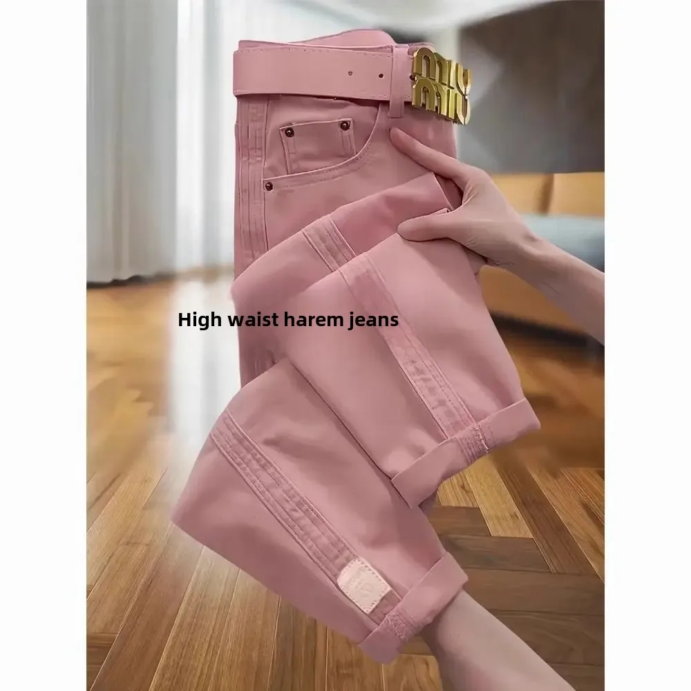 جينز حريم وردي مقاس كبير للنساء فضفاض مناسب على شكل كمثرى لربيع وخريف 2024 ملابس عصرية سراويل على الطراز القديم