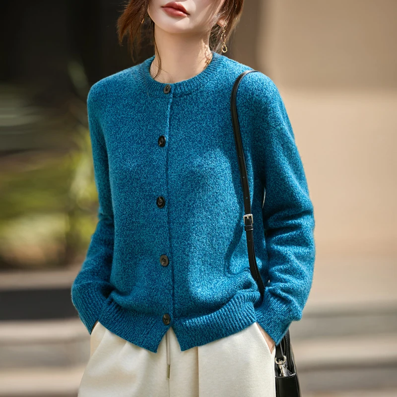 Массивный женский кардиган из 100% чистой шерсти |   Толстый зимний трикотаж с эффектом меланж и круглым вырезом