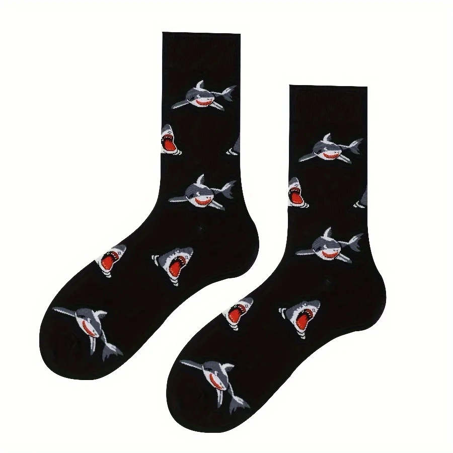 A pair of autumn and winter new cartoon black shark pattern men\'s cotton socks mid-tube socks