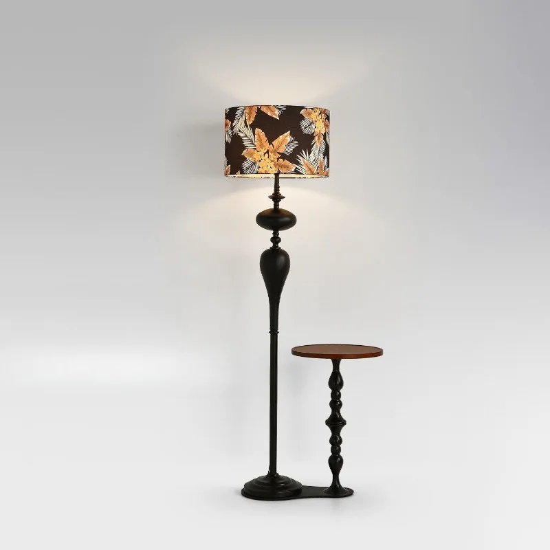 

Напольный светильник Iron Tricolor в французском ретро-стиле, светодиодный светильник для гостиной и спальни, декоративное освещение для дома