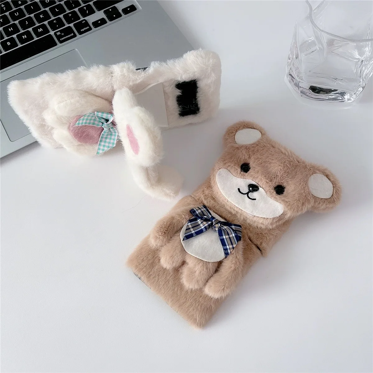 Cute three-dimensional plush bear phone case for Samsung Galaxy Z Flip 3 4 5 all-inclusive plush phone case