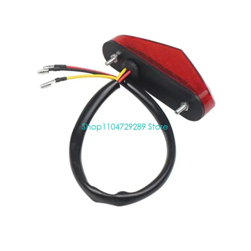 D8KE مصباح خلفي للدراجة النارية طويل الأمد مزود بوظيفة فرامل LED ومتانة عالية وسهولة التركيب #5