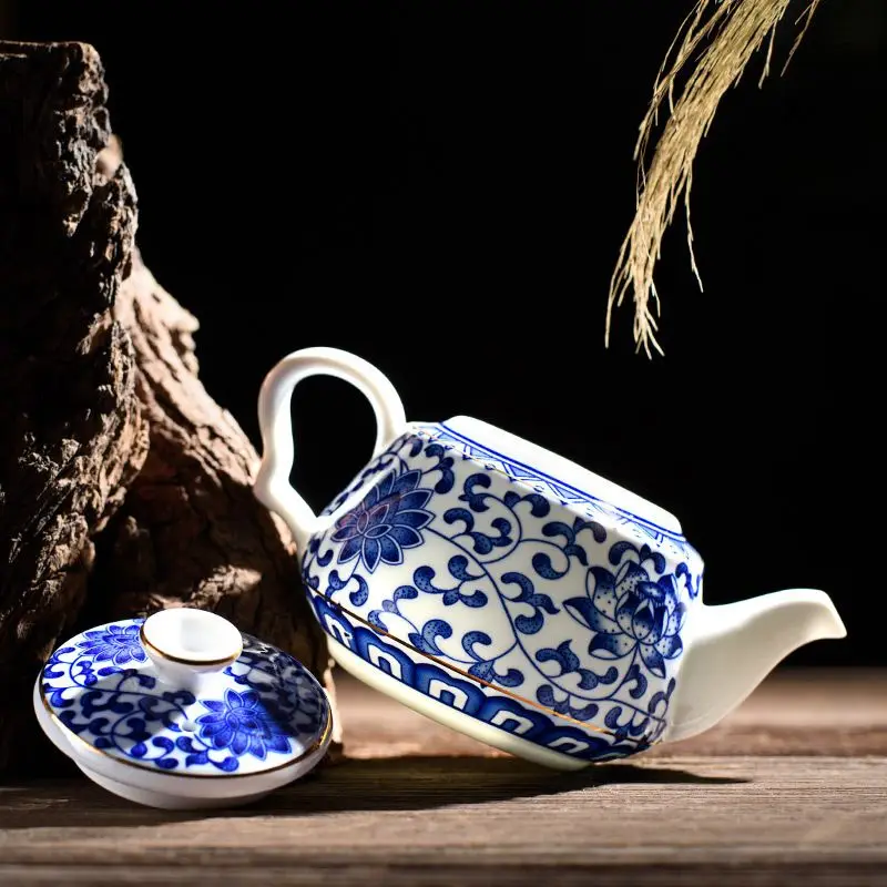 Jingdezhen-blue and white porcelain teapot, Chinese Kungfu tea set, household ceramic pot for Puer, service kettle, cute Teaware