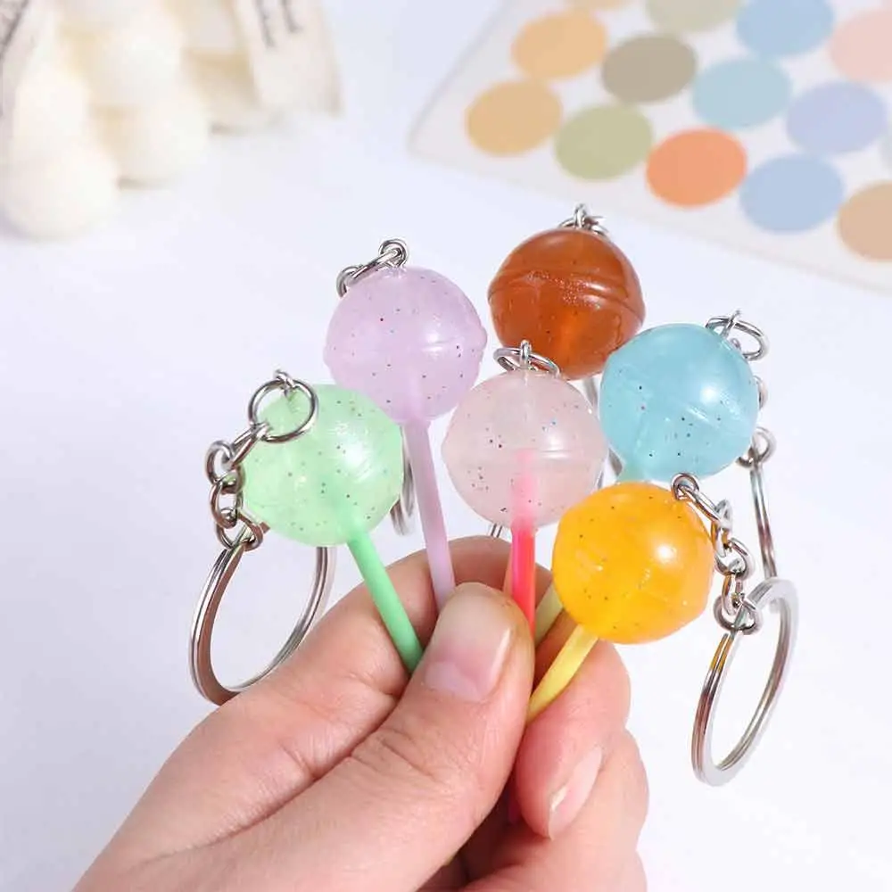 Niedlicher 3D-Lebensmittel-Lollipop-Schlüsselanhänger, Geleefarbener Transparenter Simulations-Lollipop, Mini-Harz-Bonbon-Schlüsselanhänger für Männer und Frauen – Detail 7
