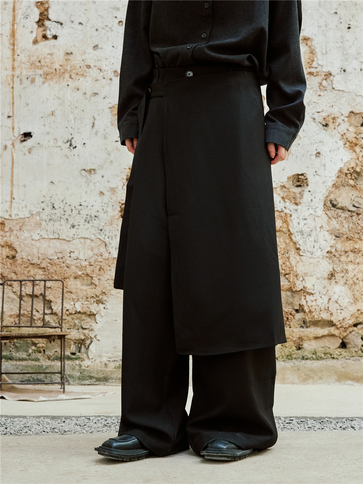 

Minimalist Design Apron Suit Pants High Waist Wide Leg Casual Long Trousers Two-Piece Set for Women And Men Couples