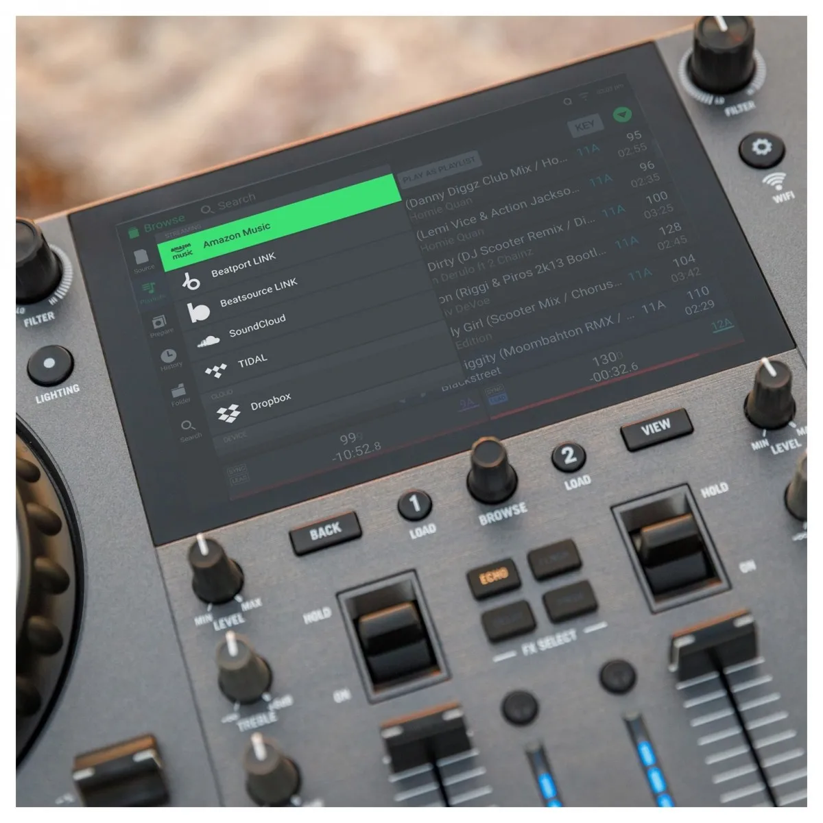 أفضل وحدة تحكم DJ المحمولة Numark Mixstream Pro Go الأصلية