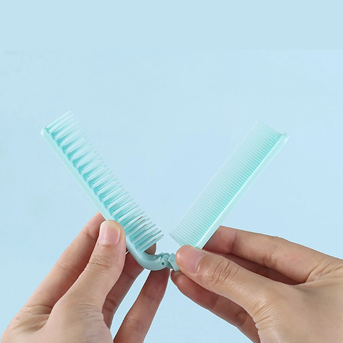 

3Pcs Foldable Hair Comb Set PP Material V-Shaped Design Anti- Easy Carry for Travel Home Salon Hotel Use Compact Mini Size
