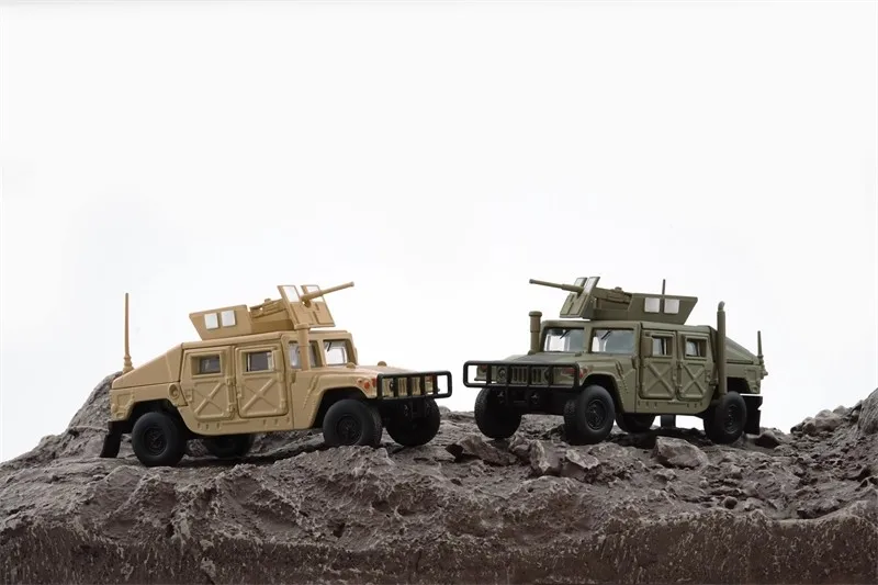 Nuevo 2025 BMC 1/64 escala HUMVEE 4-CT vehículo militar del ejército modelo de juguete fundido a presión para regalo de colección