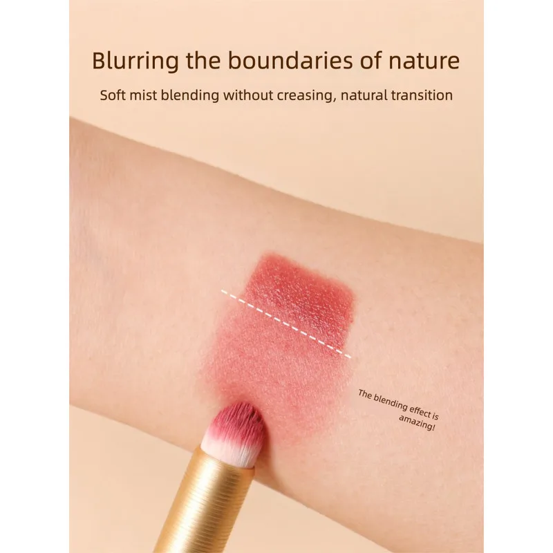 Reverse Age Z05 round Head Lip Makeup Brush Soft Bristles Beginner Friendly Bamboo Wood Handle Convenient for Easy Application