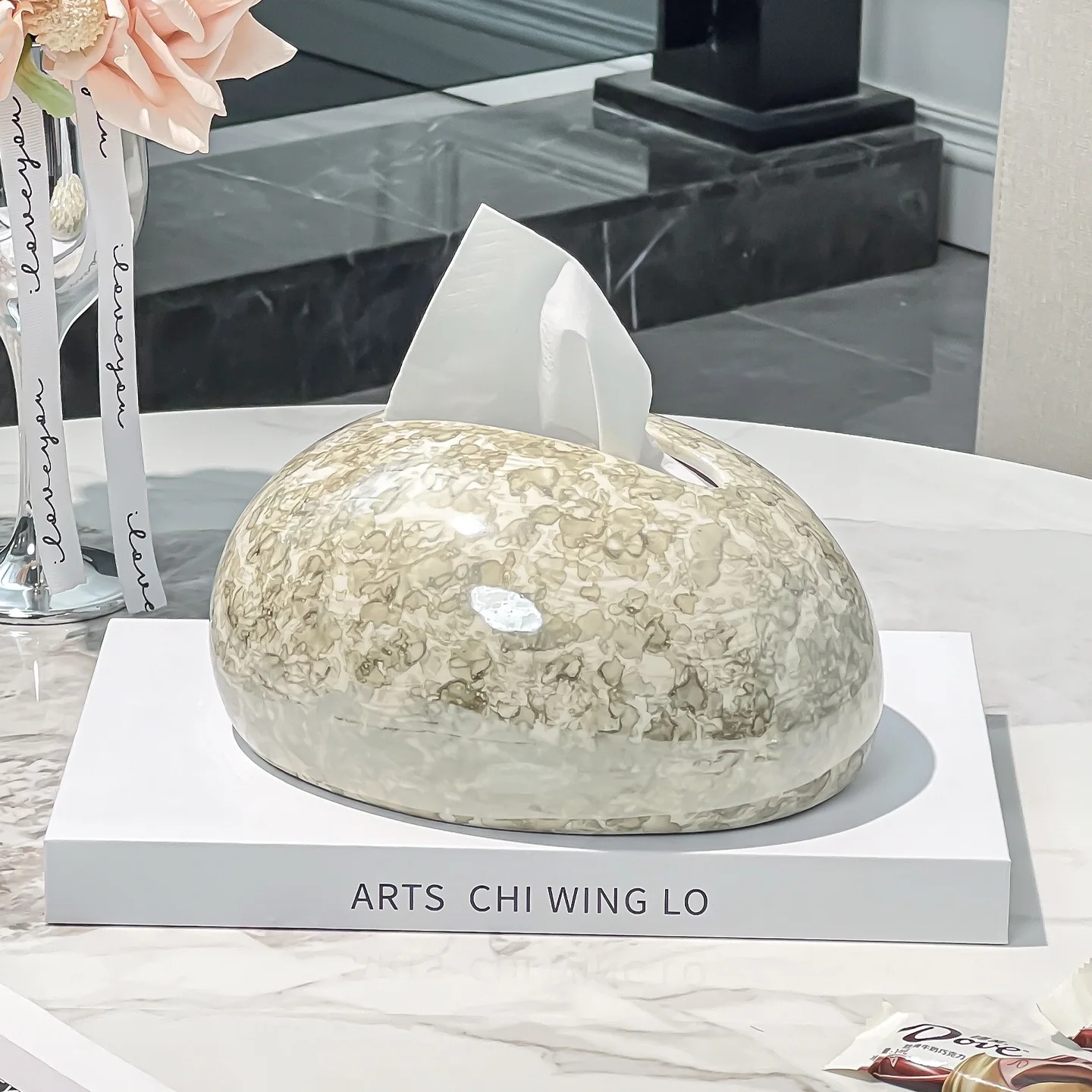 2027 Ceramic Tissue Box Round Pebble-shaped Shell Tissue Box Glossy Storage Boxes Paper Towel Holder Home Decoraction Luxury