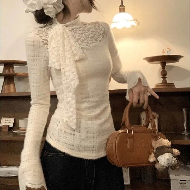 Vintage Lace Patchwork Long Sleeve T Shirts Women Korean Fashion Elegant Slim Lace Up Bow Top Autumn Winter New Soft Female Tees