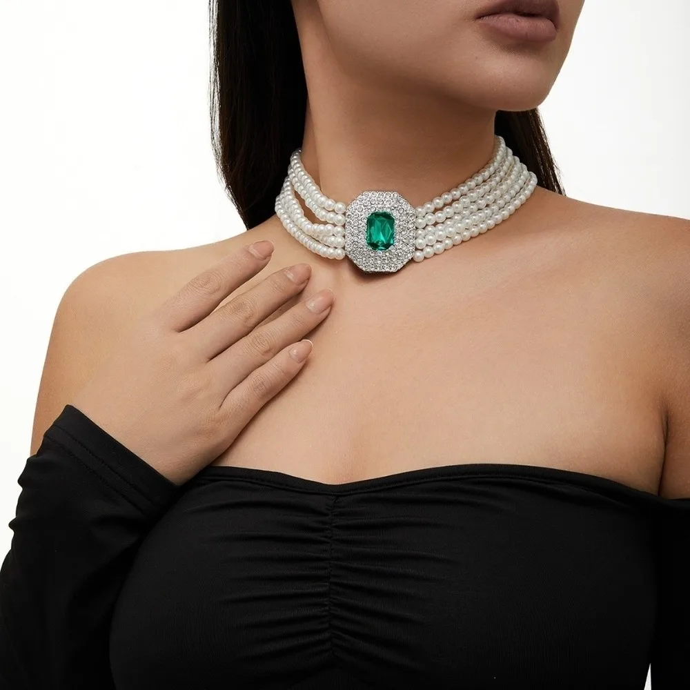 

Fashion Imitation Pearl Pearl Multilayer Necklace Five Layer Charm Rhinestone Necklace Jewelry Women Choker Ladies