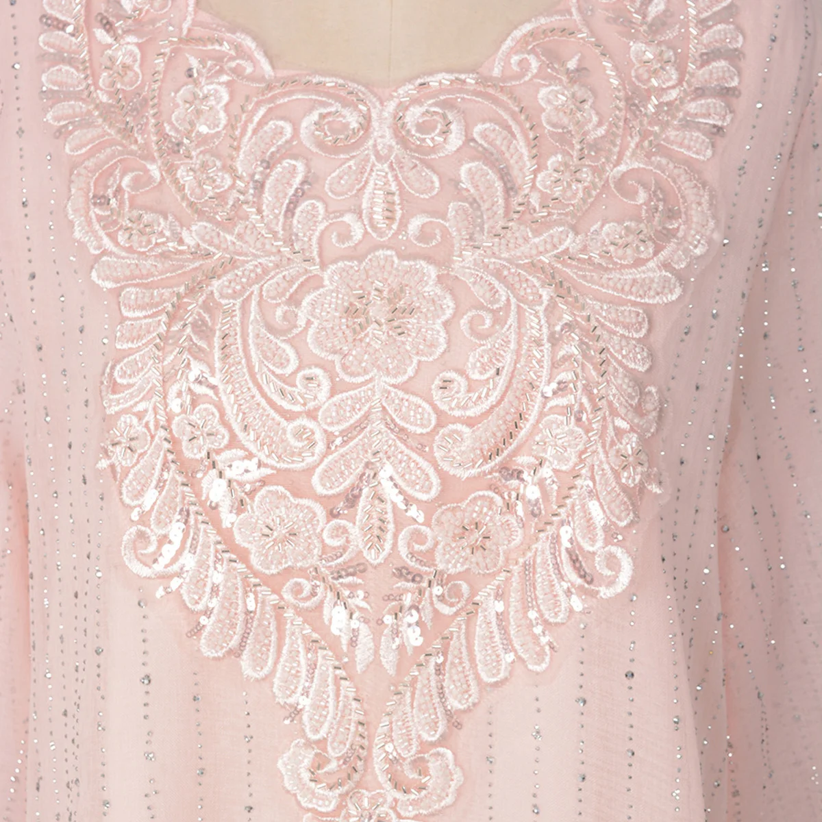 Sweet Regular-Fit Jalabiya Women Arabic Dress-Flower Embroidery Front, Full Rhinestone Hotfix. Ramadan Eid Party Muslim Abayas